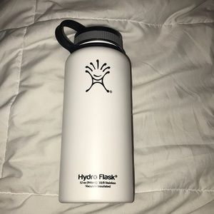 32 oz. hydroflask